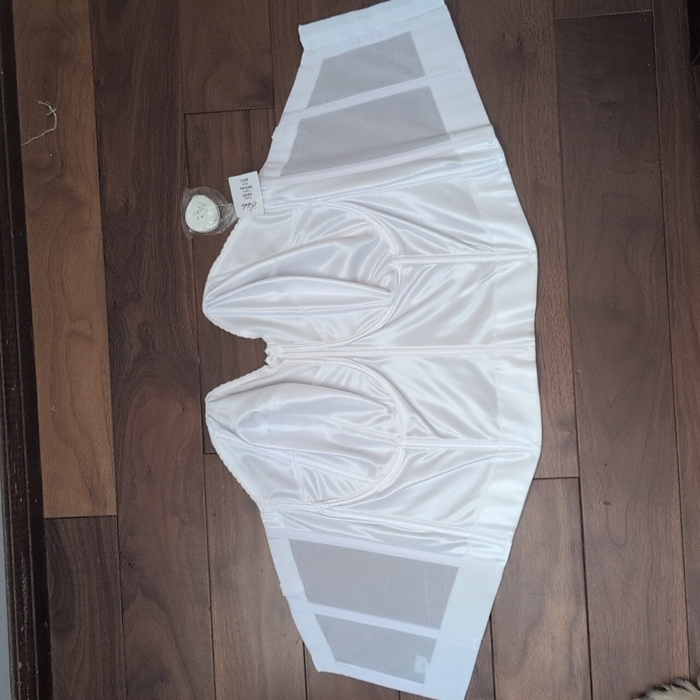 42G bustier - Picture 4 of 7